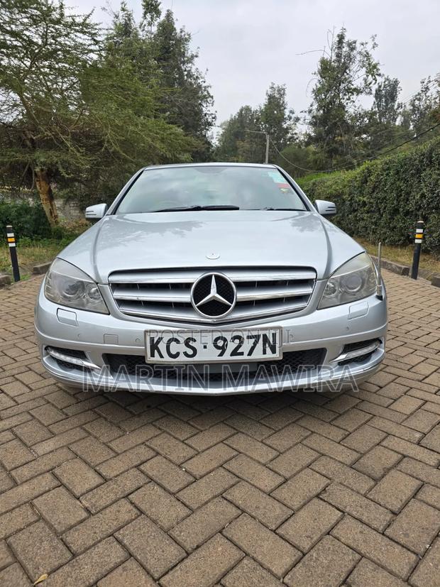 Mercedes-Benz C200 2012 Silver