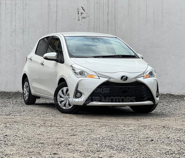 Toyota Vitz 1.0 FWD 5dr 2020 White