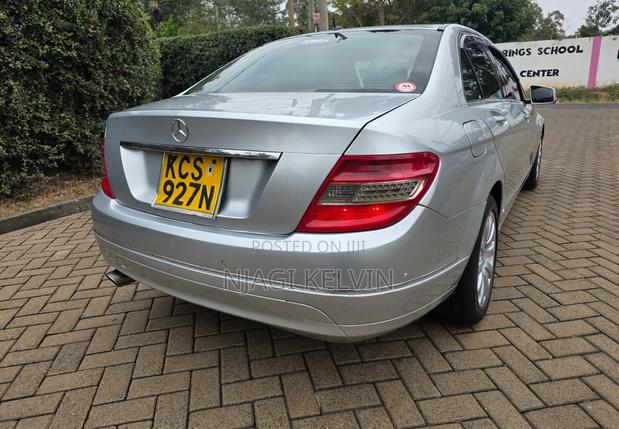 Mercedes-Benz C200 2012 Silver
