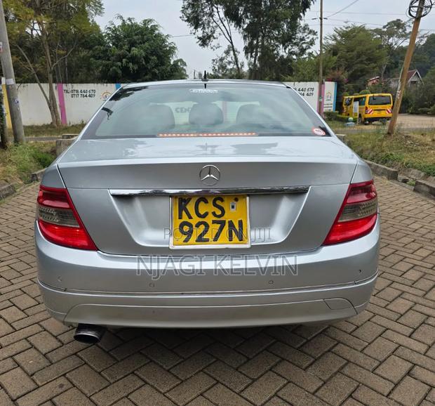 Mercedes-Benz C200 2012 Silver