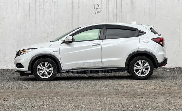 Honda Vezel 1.5 Hybrid 2WD 2019 White
