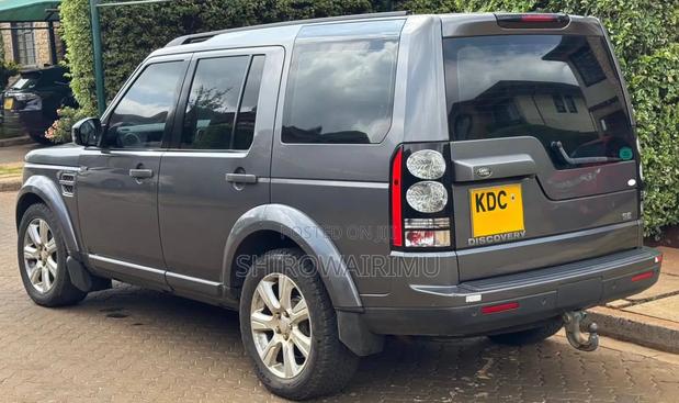 Land Rover Discovery 2014 Gray