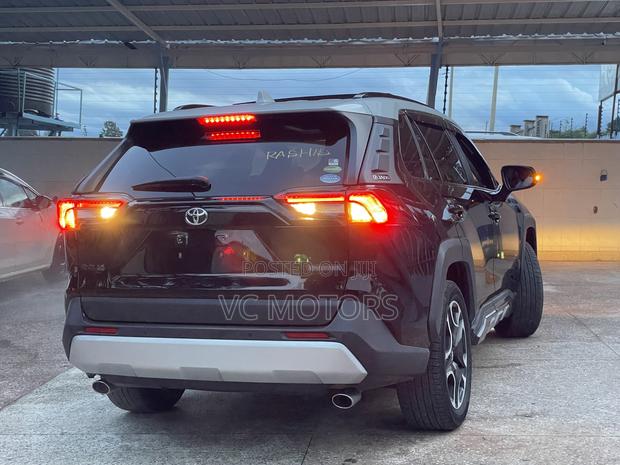Toyota RAV4 Adventure 2019 Black