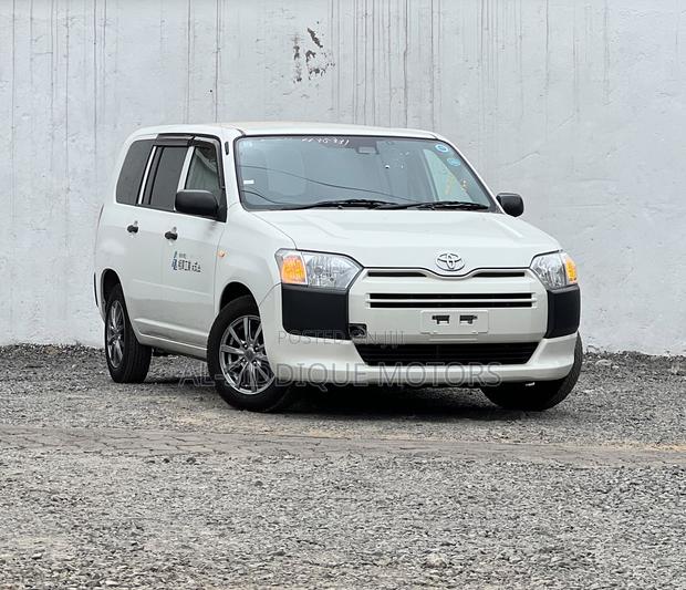 Toyota Succeed 2019 White