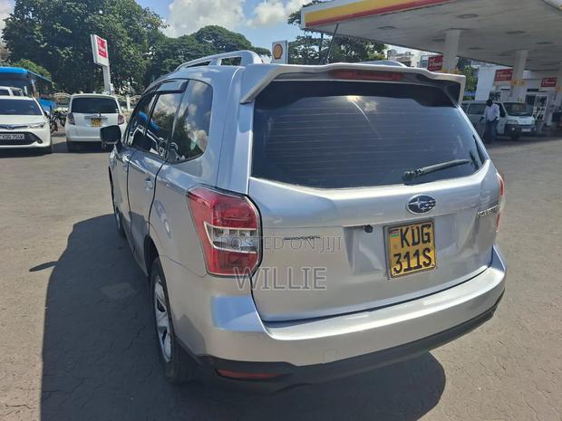 Subaru Forester 2015 Silver
