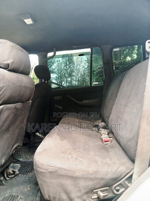 Toyota Land Cruiser 1996 White