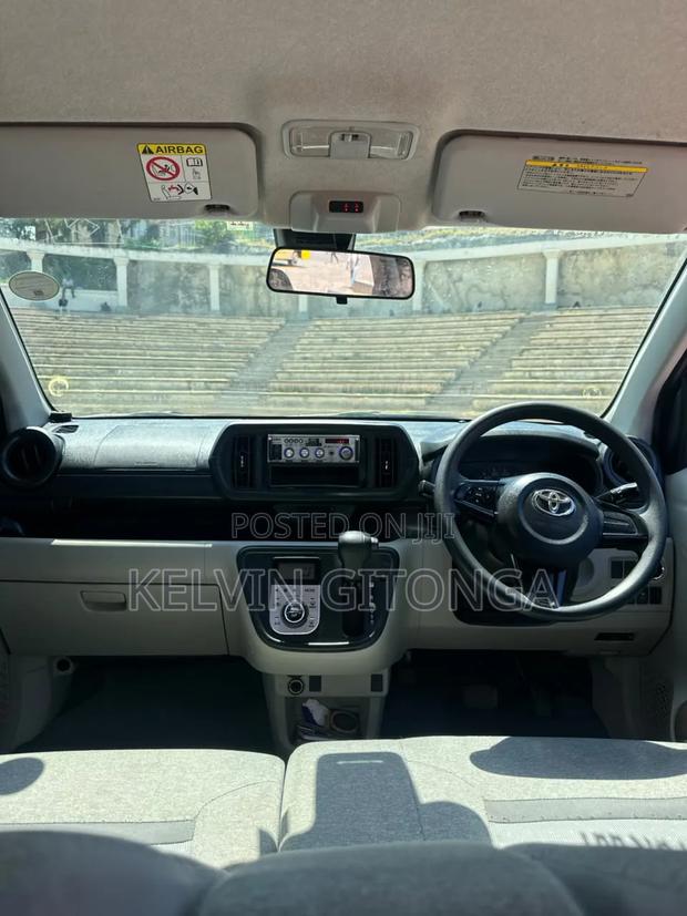 Toyota Passo 2018 Maroon