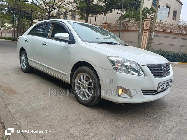 Toyota Premio 2013 White