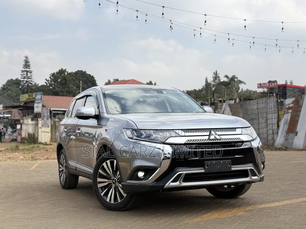 Mitsubishi Outlander ES AWC 2019 Gray