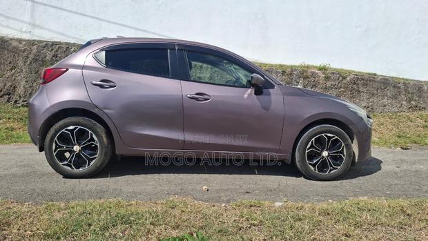 Mazda Demio 2016 Purple
