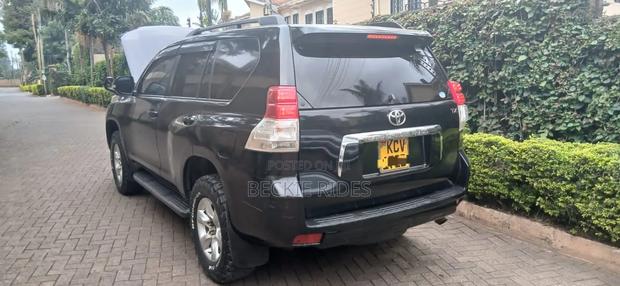 Toyota Land Cruiser Prado 2012 Black
