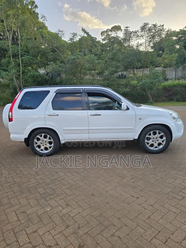 Honda CR-V 2006 White