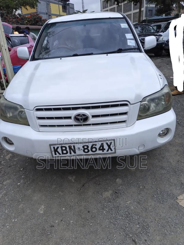 Toyota Kluger 2024 White