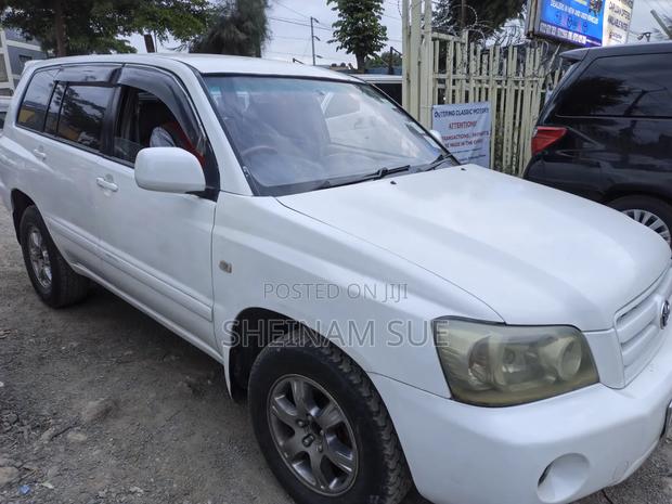 Toyota Kluger 2024 White