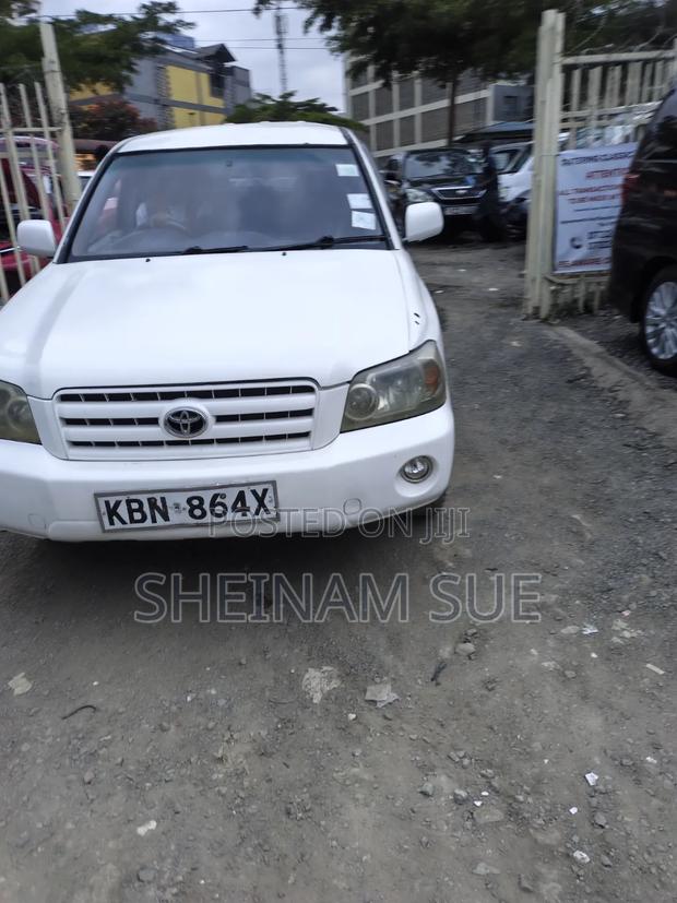 Toyota Kluger 2024 White