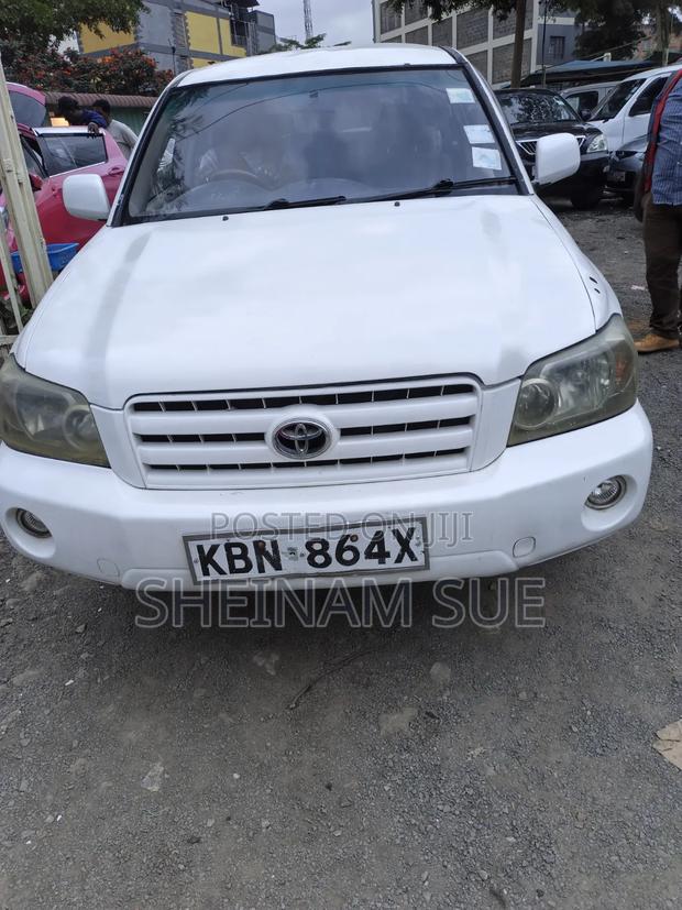 Toyota Kluger 2024 White