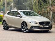 Volvo V40 2017 Beige for sale