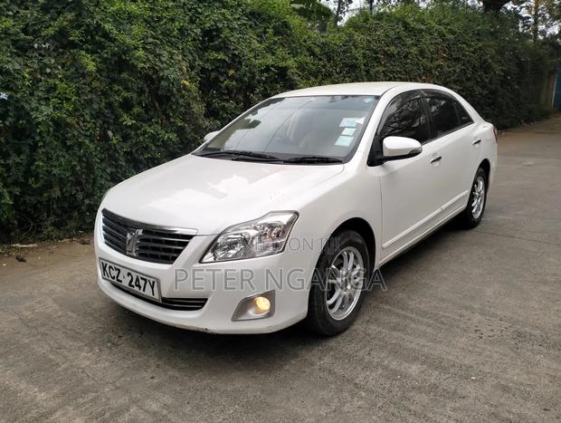 Toyota Premio 2013 Off white