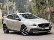 Volvo V40 2017 Gold for sale