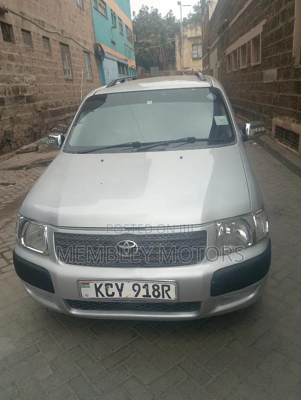 Toyota Succeed 2013 Silver