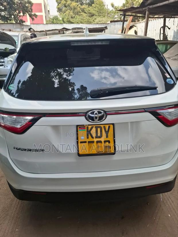 Toyota Harrier 2.0 2020 Pearl
