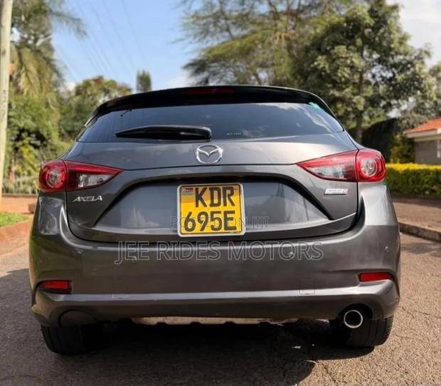 Mazda Axela 2016 Gray