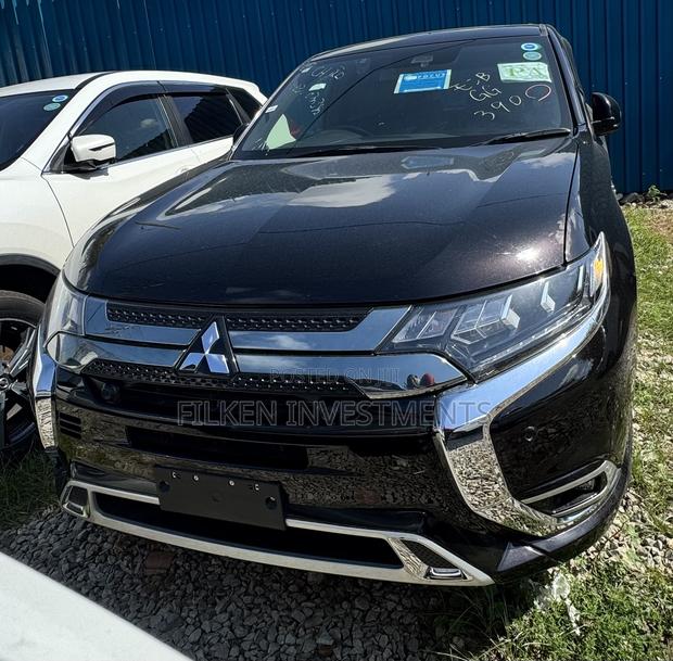 Mitsubishi Outlander 2020 Brown