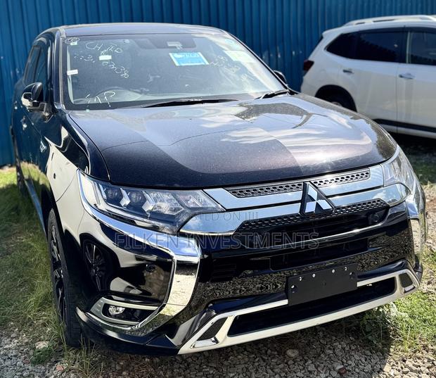 Mitsubishi Outlander 2020 Brown