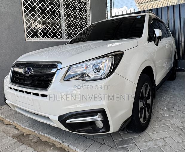 Subaru Forester 2018 White