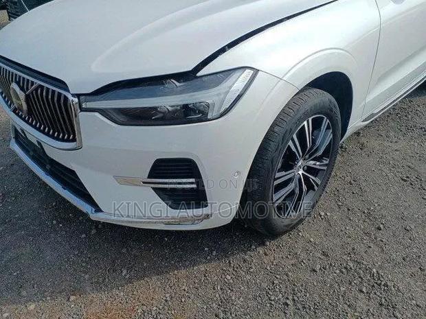 Volvo XC60 2020 White