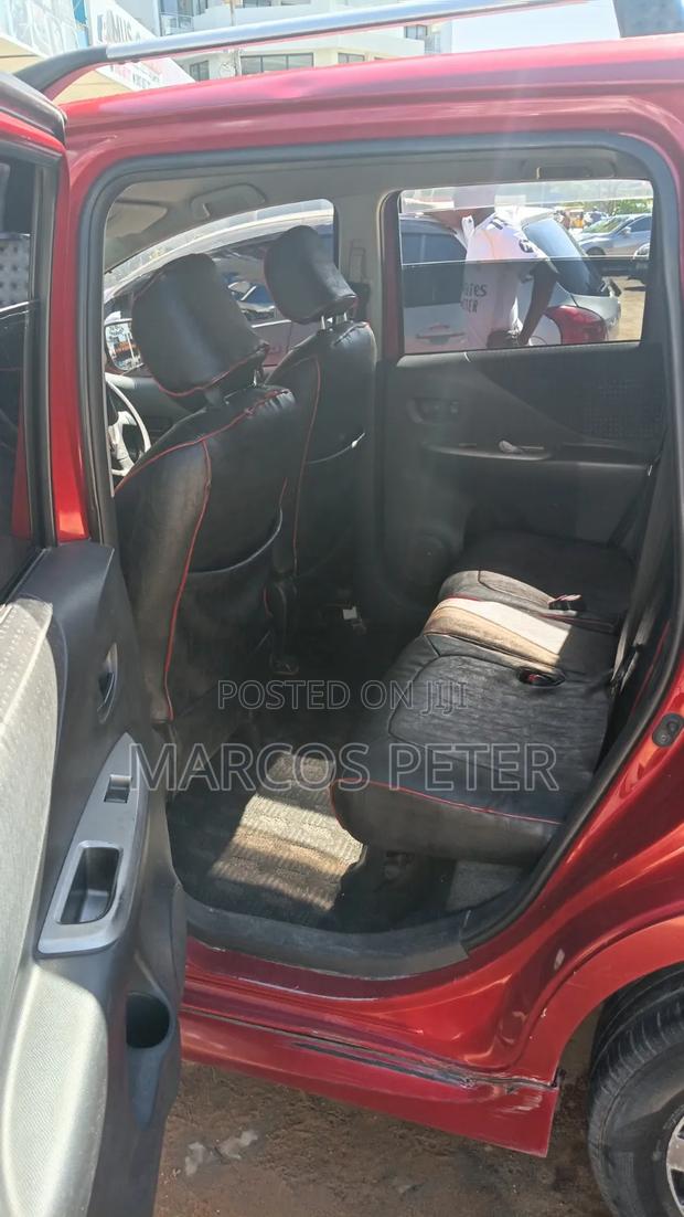 Toyota Ractis 2012 Red