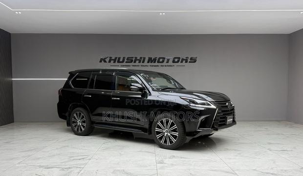 Lexus LX 2020 Black