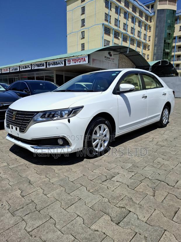 Toyota Premio 2019 White