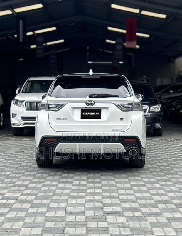 Toyota Harrier 2019 White