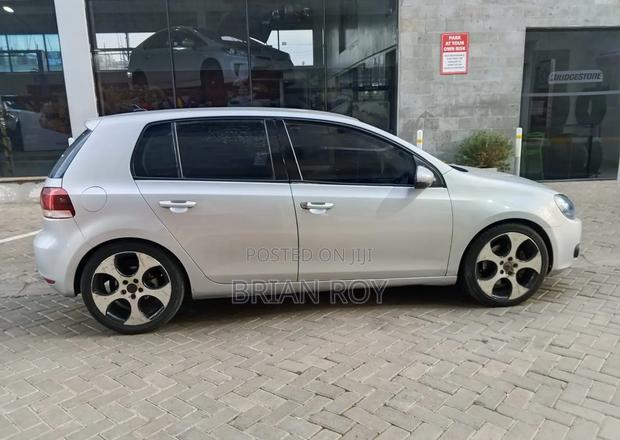 Volkswagen Golf 2012 Silver