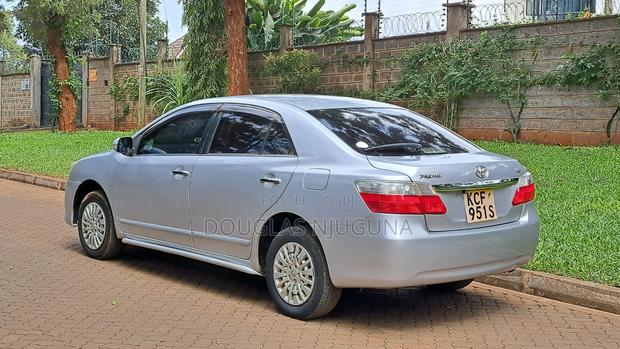 Toyota Premio 2009 Silver