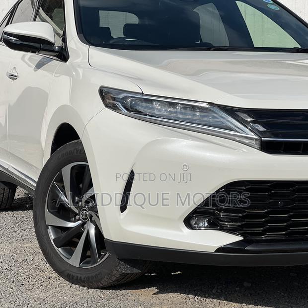 Toyota Harrier 2.0 Turbo 2019 Pearl