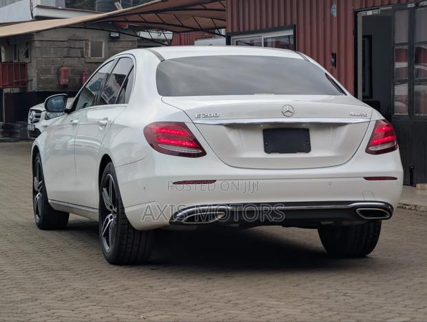 Mercedes-Benz E200 2018 White