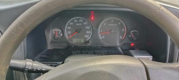 Nissan Patrol 2005 Gold