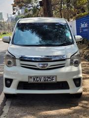 Toyota Noah 2012 White for sale