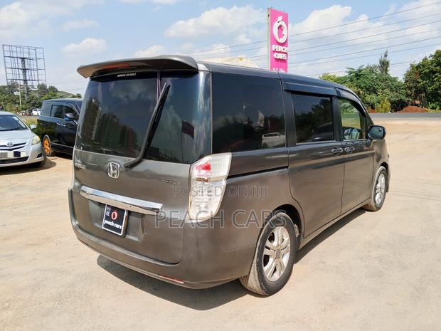 Honda Stepwgn 2014 Gray