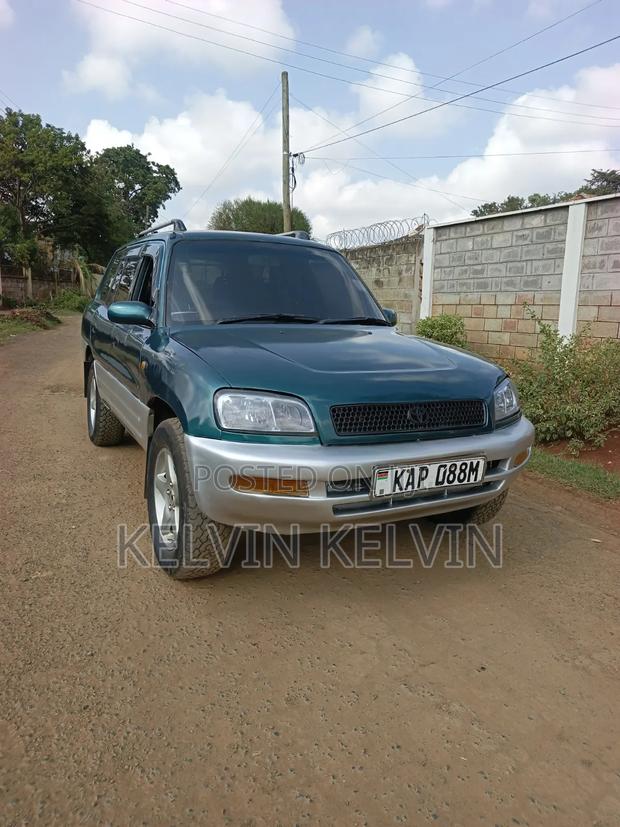 Toyota RAV4 1995 Green