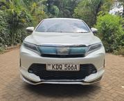 Toyota Harrier 2017 White for sale
