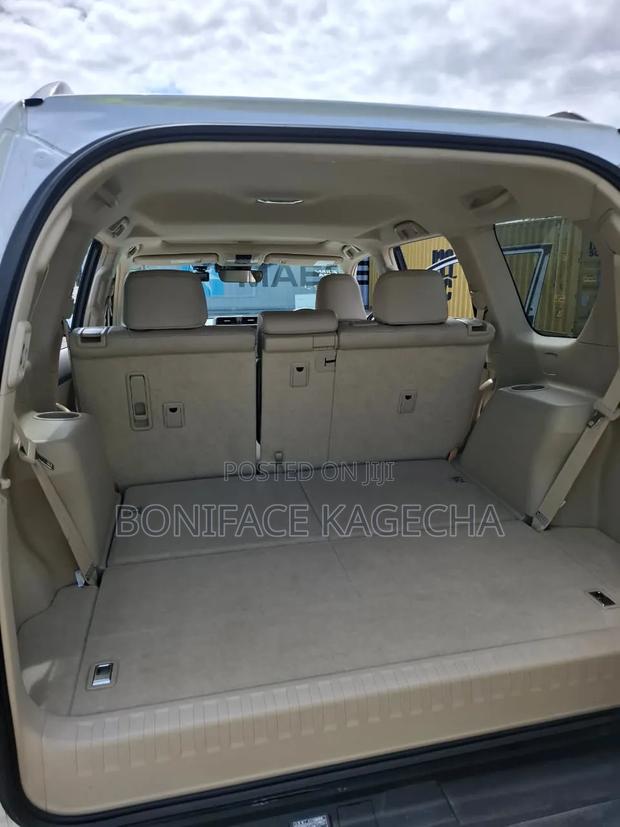 Toyota Land Cruiser Prado 2021 Pearl