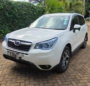 Subaru Forester 2014 White for sale
