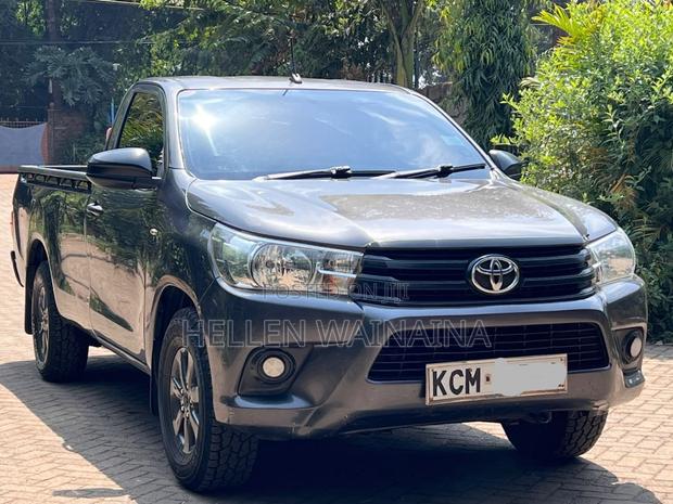 Toyota Hilux 2017 Purple