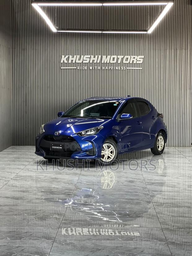 Toyota Yaris 2020 Blue