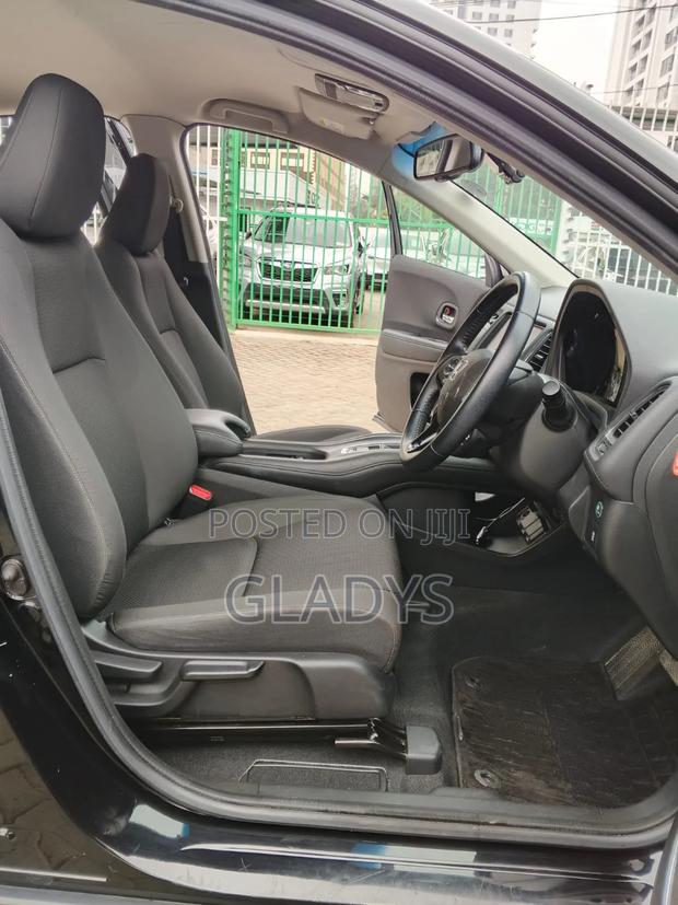 Honda Vezel 2019 Black