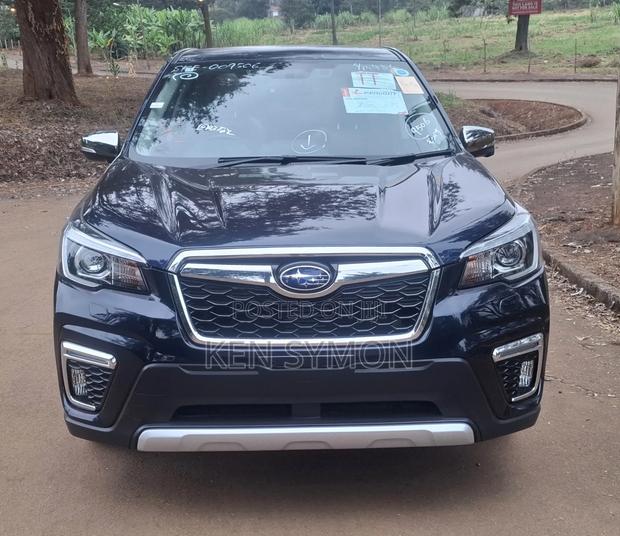 Subaru Forester Premium AWD 2019 Blue