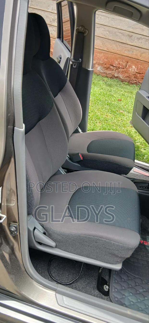 Nissan Wingroad 2018 Gray